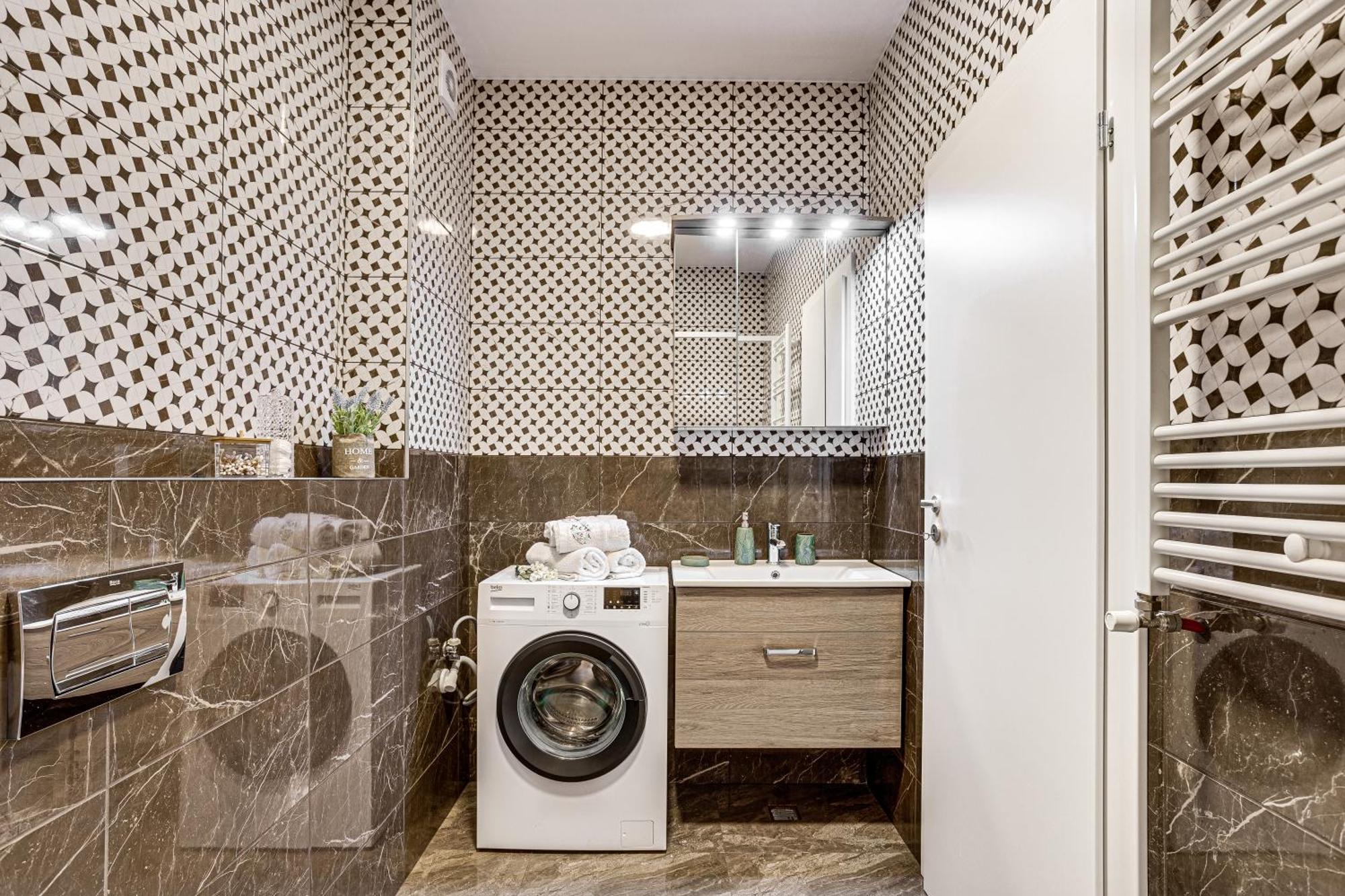 Ari Olive Apartment Near Atrium & Afi Mall Arad Zewnętrze zdjęcie